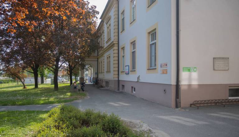 Robotizacija lekarn v bolnišnicah se začenja, ptujske bolnišnice ni na seznamu