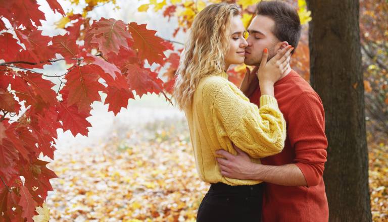 Zvezde prinašajo nežnost, komu bo uspelo odpustiti in zadihati s srcem?