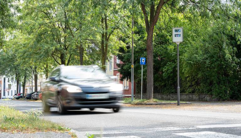 Radar na Čufarjevi ujel več kot 4700 prehitrih voznikov. Kaj se zgodi, če globe ne plačate pravočasno?