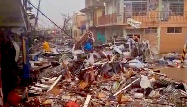 VIDEO: Jamajko prizadel orkan Melissa, Kuba razglasila množično evakuacijo