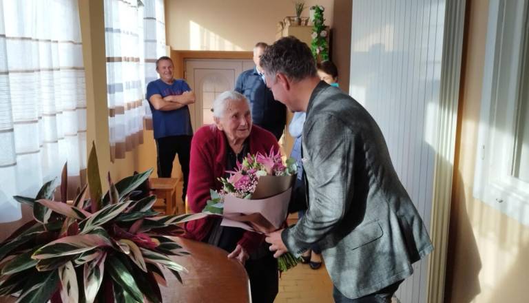 Častitljivih 97 let najstarejše krajanke Miklavža pri Ormožu