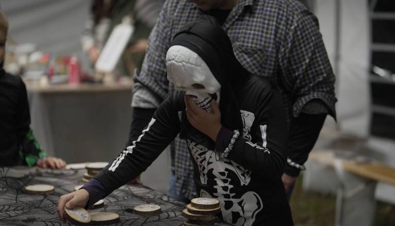 FOTO: Metle so pripravljene, na Goričkem že vre od čarovniške energije