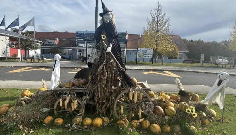 Trg na Goričkem dobil čarovniški pridih