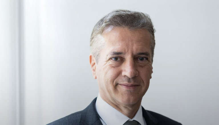 Golob ob današnjem prazniku: »Govoriti, brati in misliti v svojem jeziku ni bilo vedno samoumevno«