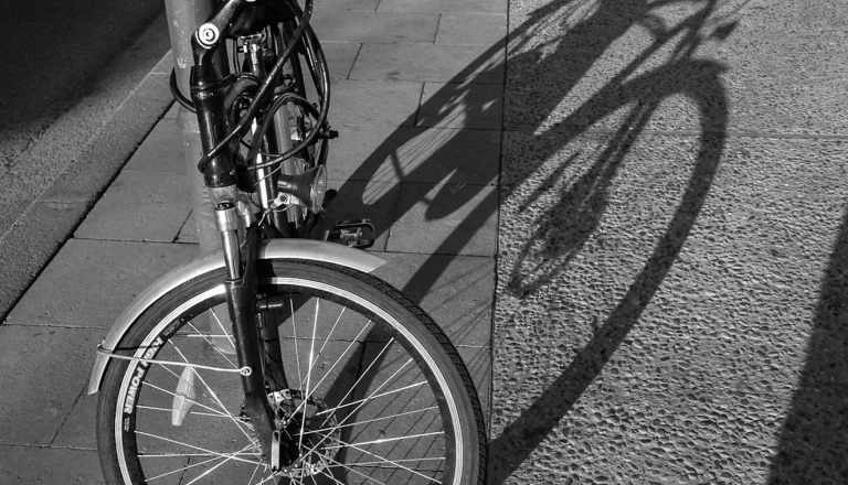 V Ljubljani dva kolesarja poškodovana, eden vozil močno opit