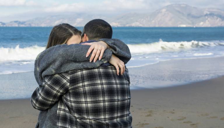 Drama na nebu, Venera in Kiron odpirata stare rane