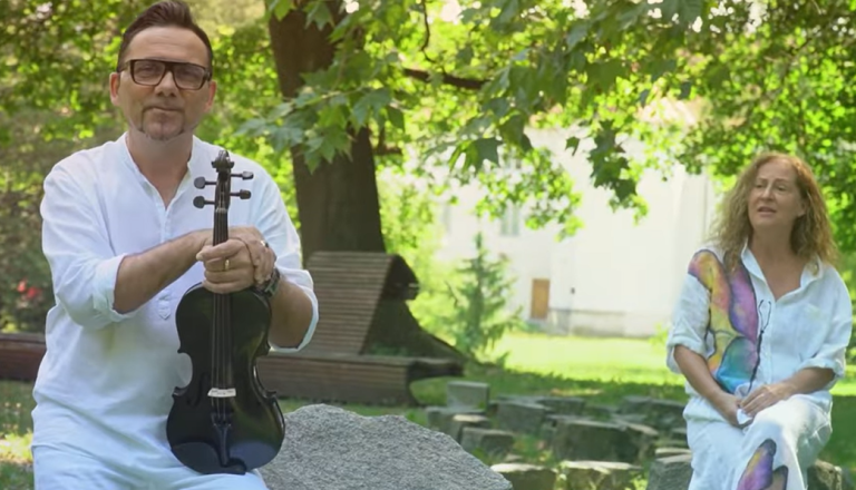 VIDEO: Mišo Kontrec in Dorina Gujt z novo prekmursko pesmijo