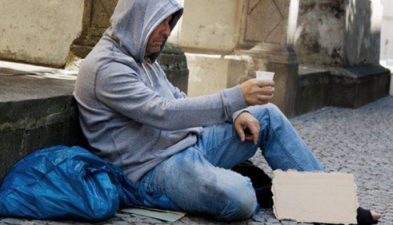Berači in brezdomci v Ljubljani: To, kar jim Ljubljančani v resnici dajejo, vas bo presenetilo