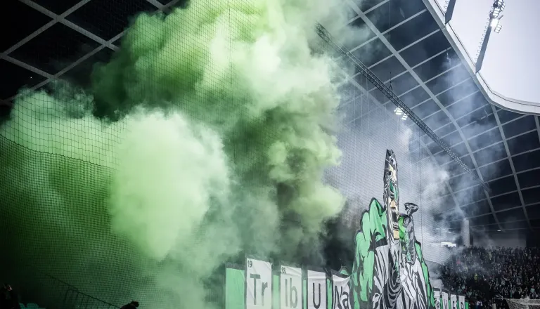 Največja kazen za Olimpijo zaradi nešportnega in neprimernega vedenja navijačev