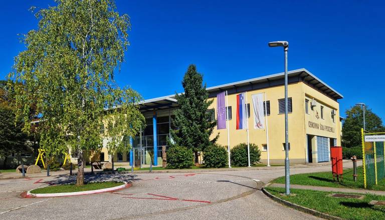 Velika naložba Občine Metlika, šola dobila popolnoma obnovljeno streho