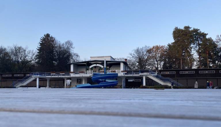 Kdo bo oživil zgodbo Mariborskega otoka? Občina razpisala natečaj