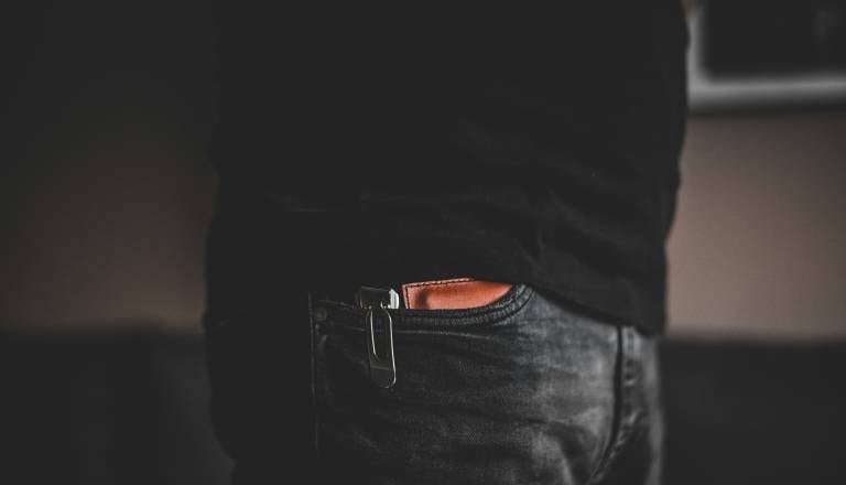 V Mostah ga je objem stal nekaj sto evrov