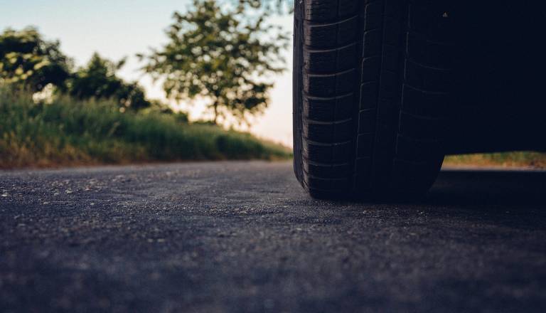 Kdaj bo zgrajena nova cesta Stanežiče–Brod?