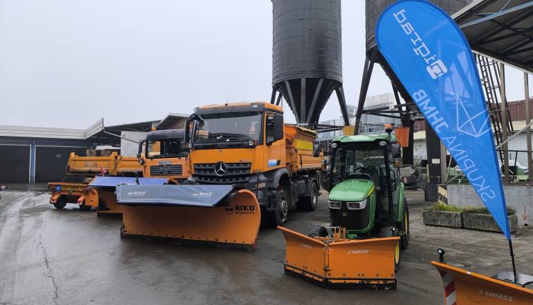 FOTO in VIDEO: V Mariboru pripravljeni na zimo. Nigrad z 80 plužnimi enotami in več kot tisoč ton soli