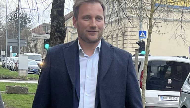 Kočevski župan po srečanju z Golobom: »Če bi se tako pogovarjali prej, bi bile stvari danes obvladljive«