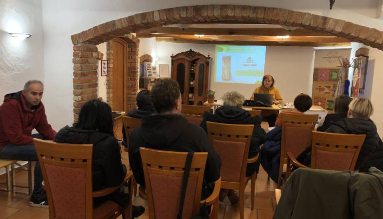 Na Prekmurski vzorčni kmetiji o novih sortah, izzivih in prihodnosti špargljev 