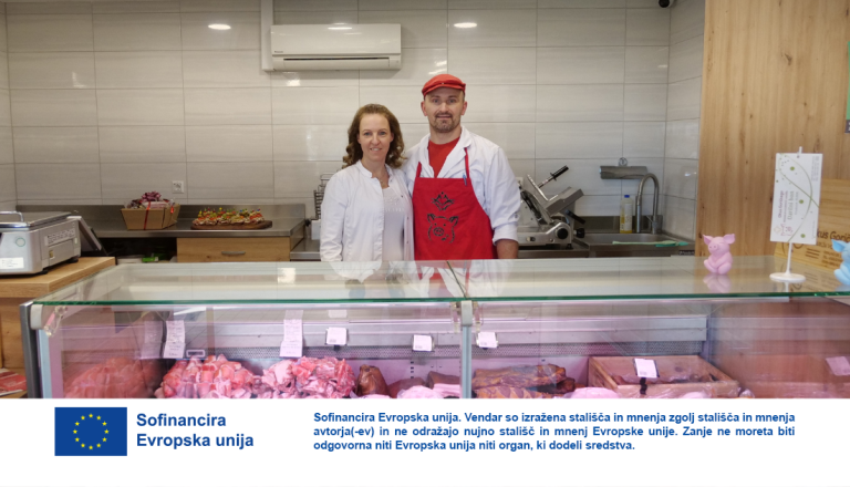 VIDEO: Prevzela sta domačijo staršev in jo spremenila v zgodbo tradicije in razvoja