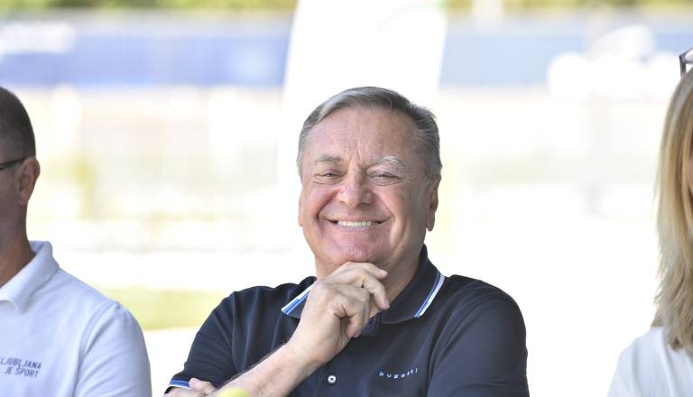 To je imel Kosovarjem, ki so "okupirali" Stožice, povedati ljubljanski župan Zoran Janković