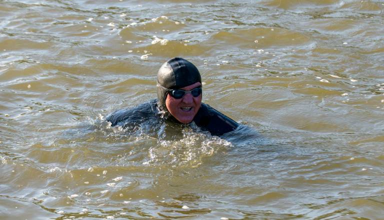 Martin Strel namerava preplavati Rokavski preliv