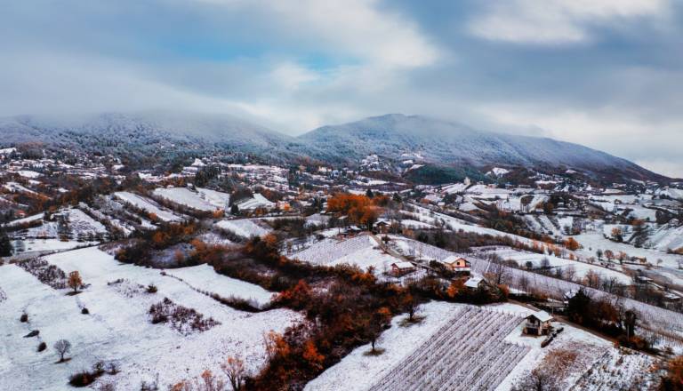 Na Hrvaškem zapadel prvi sneg, pobelilo tudi dele Srbije in Bosne in Hercegovine