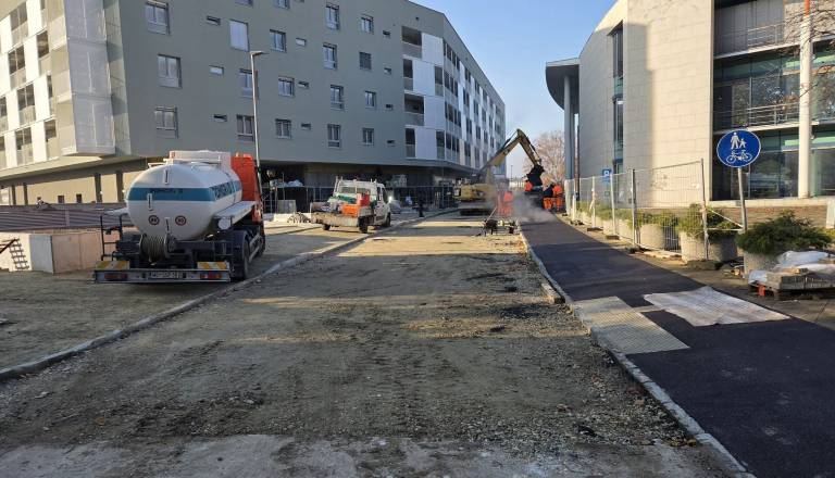 Zvezna ulica dobiva novo asfaltno plast