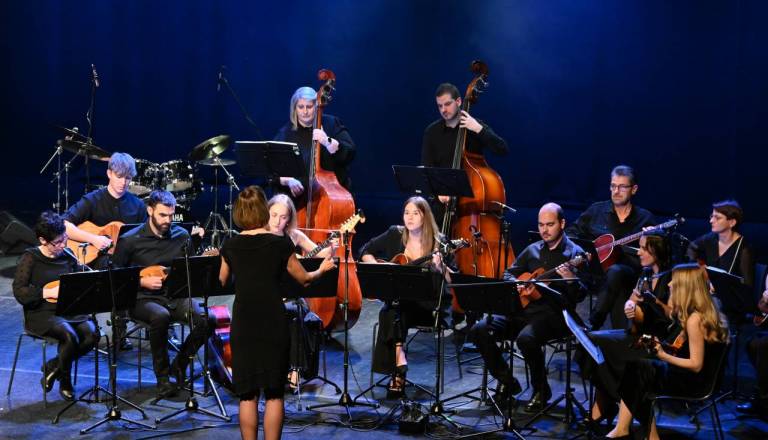 Kam ta konec tedna? V Pomurju tamburaški koncert in Prljavo kazalište