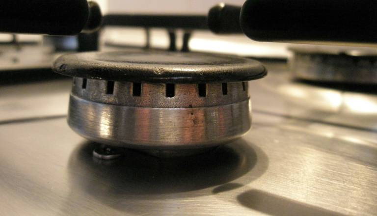 Zaradi prehajanja arzena iz prodaje umaknili ponev