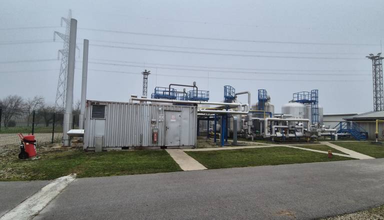 Občina zaradi možnosti ekološke katastrofe zahteva nujen sestanek, ...