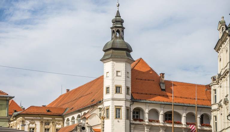 Šok za mariborskega podjetnika: Plačal več kot 600 evrov, nato pa ostal brez tečaja