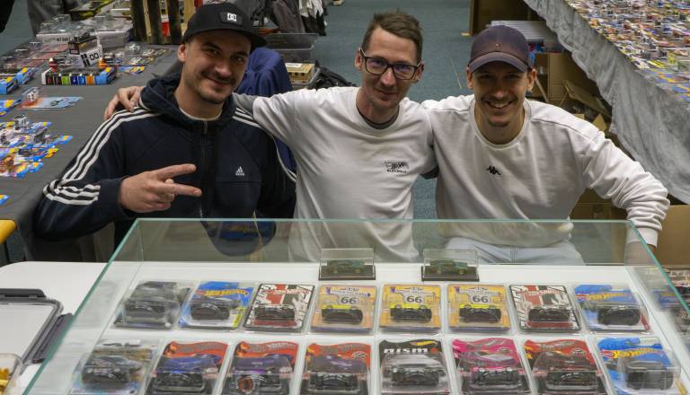 FOTO in VIDEO: Na Štajerskem se zbrali ljubitelji priljubljenih avtomobilčkov Hot Wheels