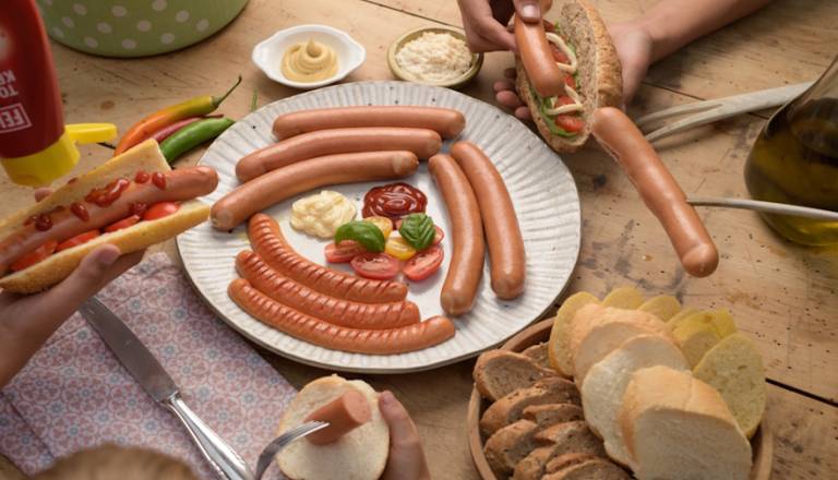 Telečje hrenovke Anton – idealne za okusen in hitro pripravljen obrok