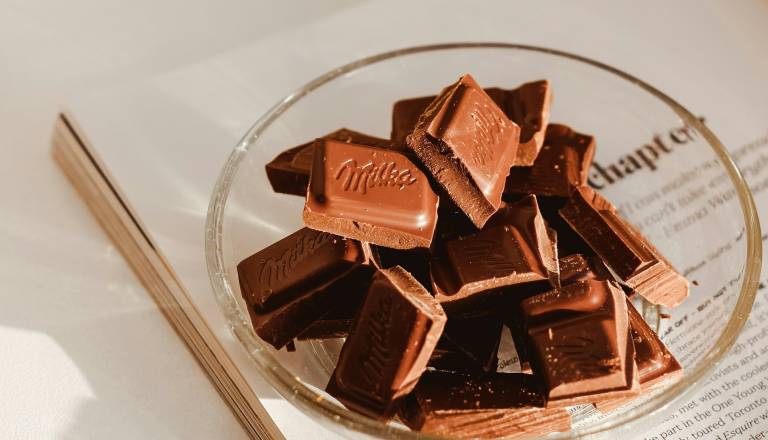 Pozor! Odpoklicana čokolada Milka, v tem okusu našli tujke