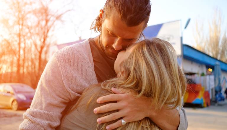 Prihaja val ljubezni, a ne za vse