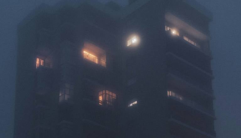 Drama v Gradcu: Požar zajel streho hotela v bližini glavne železniške postaje