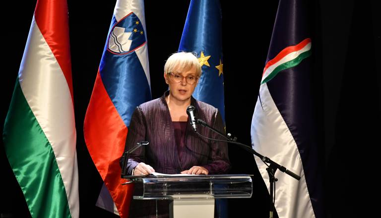 FOTO in VIDEO: V Lendavi obeležili 50-letnico pomurske madžarske skupnosti, prisotna oba predsednika