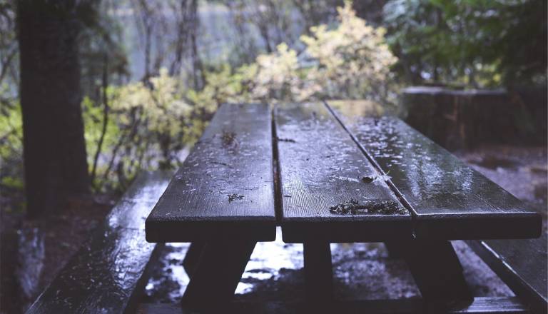 Ponoči padlo več kot sto litrov dežja na kvadratni meter. Kje največ?