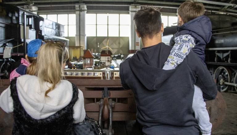 V Železniškem muzeju v Ljubljani bo novembra in decembra veselo