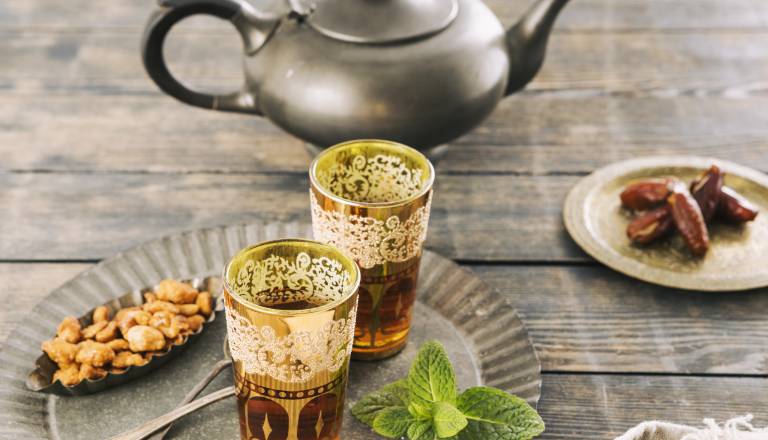 V tej arabski deželi naj bi ukinili prepoved alkohola, a le za nekatere tujce