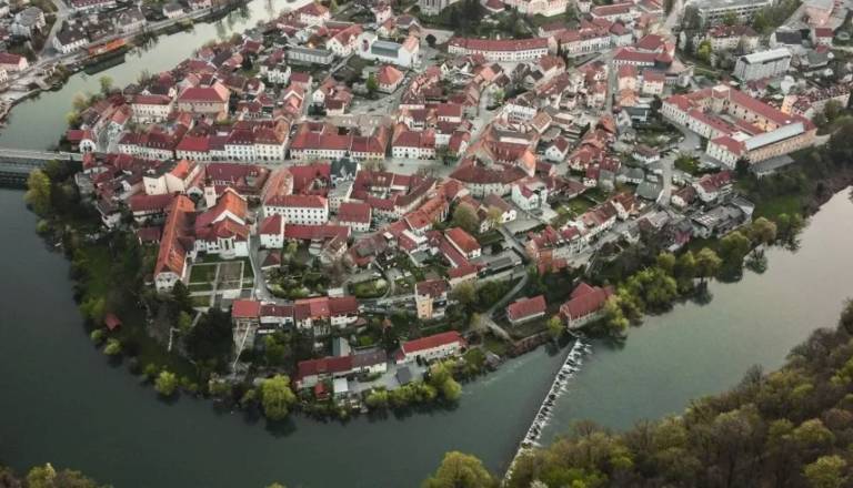 Bliža se zima? Prvi decembrski teden bo pretežno oblačen, a brez večjih ekstremov