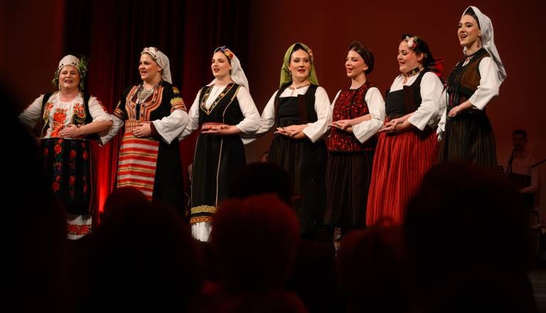 FOTO in VIDEO: Srbsko kulturno društvo Maribor navdušilo s svojim letnim koncertom