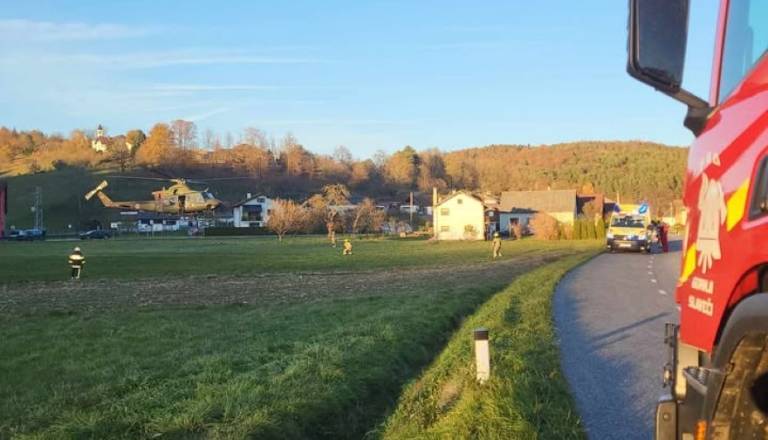 V Pomurju posredovali gasilci, reševalci in helikopter