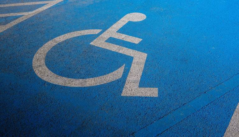 Ko je omenil krompir, je cena invalidskega dvigala padla za osem tisočakov