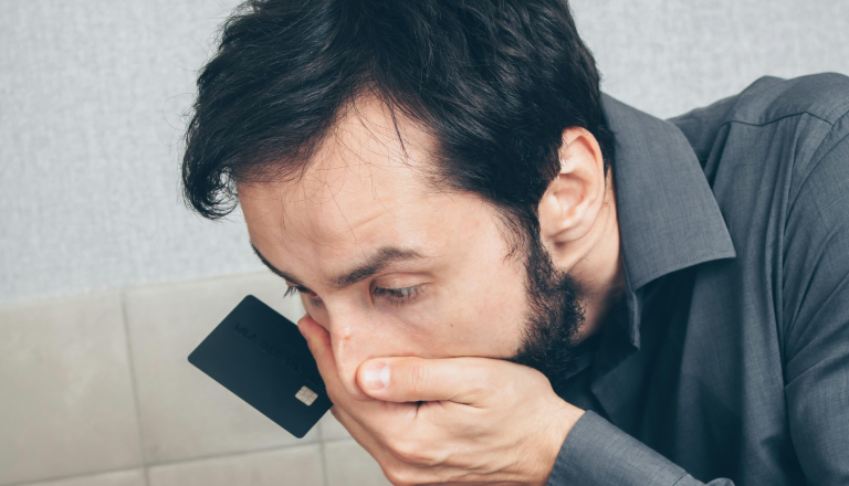 Pošta, ki skrbi Ljubljančane: Podjetje s sporno preteklostjo vabi na »brezplačne preglede«