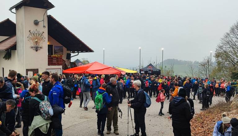 15.000 pohodnikov na 39. Levstikovi poti od Litije do Čateža