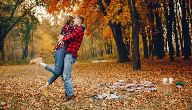 Horoskop za november 2025: Mesec, ko bo življenje obrnilo nov list