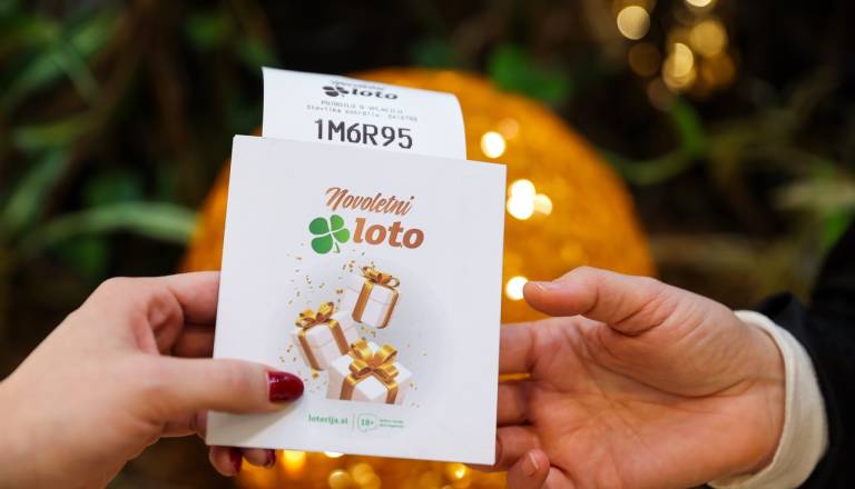 Vrača se novoletni Loto: Stanovanja v Ljubljani, Kopru in Mariboru, zlato in več kot 15.000 dobitkov