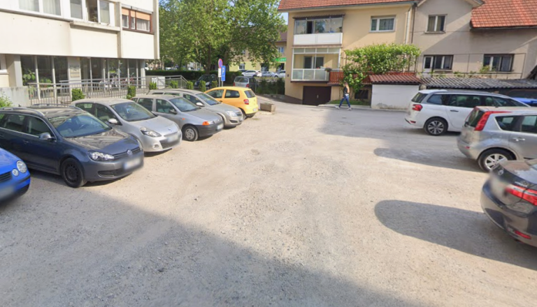 Na Zaloški napovedane spremembe plačljivega parkiranja