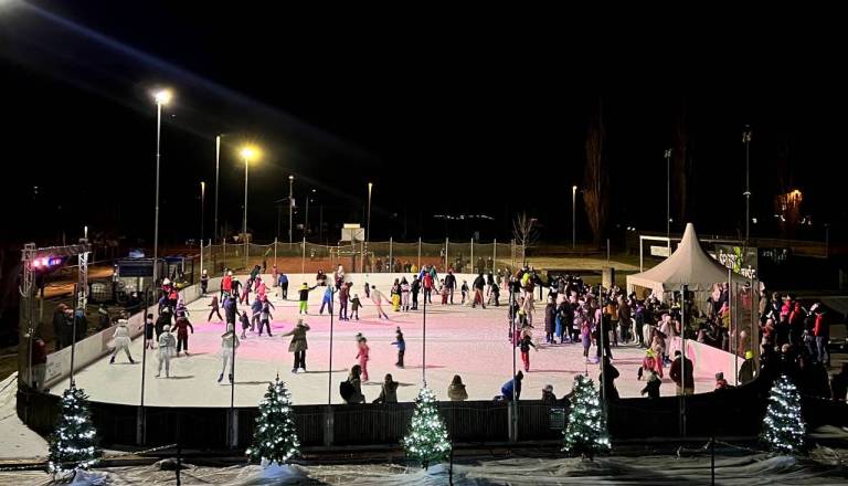 Veliko drsališče v Rušah: Ob otvoritvi brezplačno drsanje in spektakularni ognjeni šov