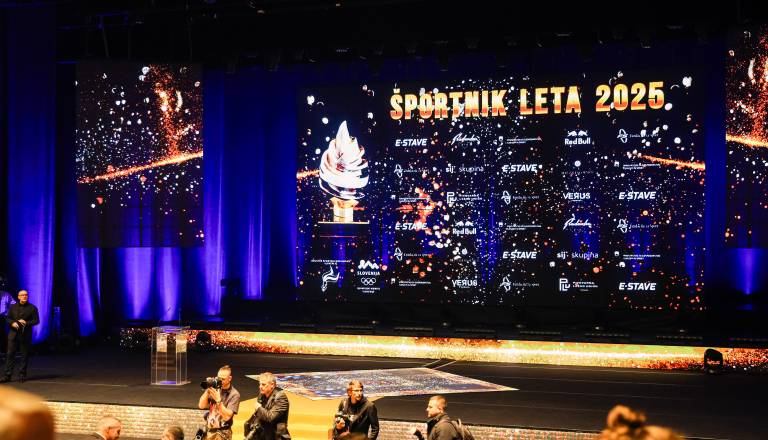 FOTO: Garnbret in Pogačar pišeta zgodovino – tretjič zapored osvojila naslov športnika leta