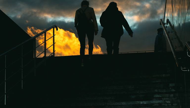 Dan razkritij in presenetljivih preobratov,m dva znaka dobita močan udarec usode